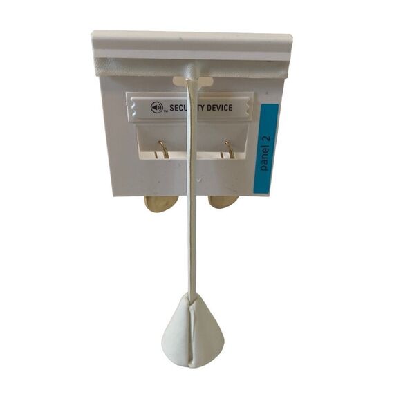 Chaps Marbled Malachite & Gold Toned Teardrop Earrings. - Picture 4 of 6